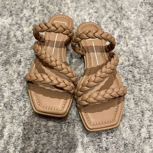 Dolce vita sandals